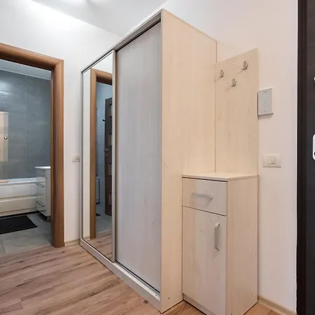 Plaza 92 Appartement Boekarest