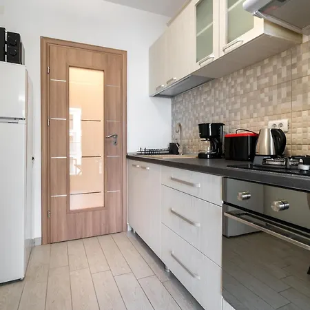 Appartement Plaza 92 *